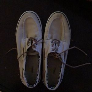 Aloha Island men’s size 11M shoes
